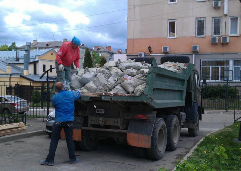 Вывоз мусора из новостройки в Сланцах – ПроМусор, контейнеры, уборка и грузчики от 2170 руб