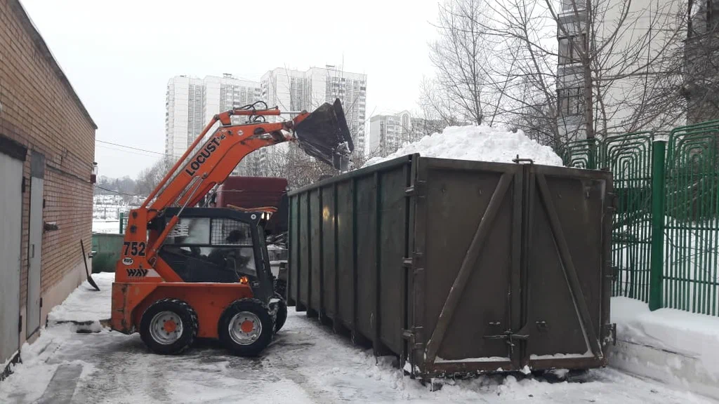 Вывоз снега контейнерами в Сланцах — цена от 3306 руб., заказать контейнер для снега в ПроМусор